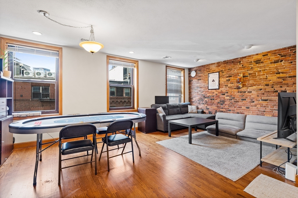 263-269 North St # 3