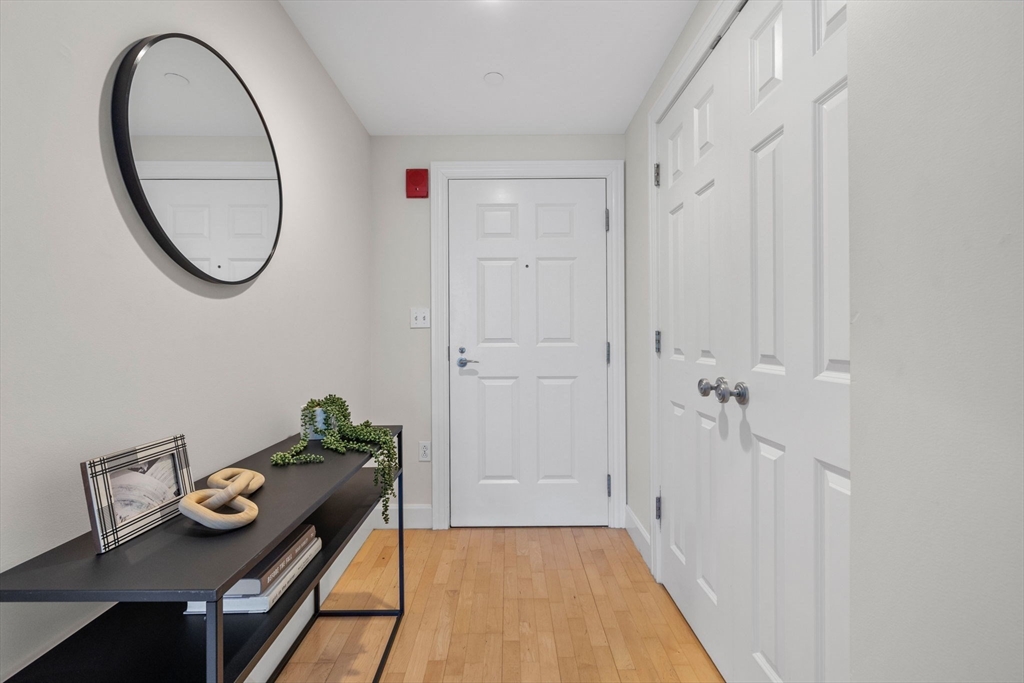 10 Bowdoin # 303
