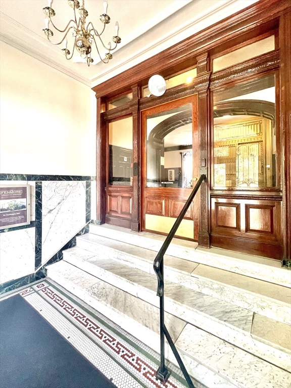 64 Charlesgate E # 88