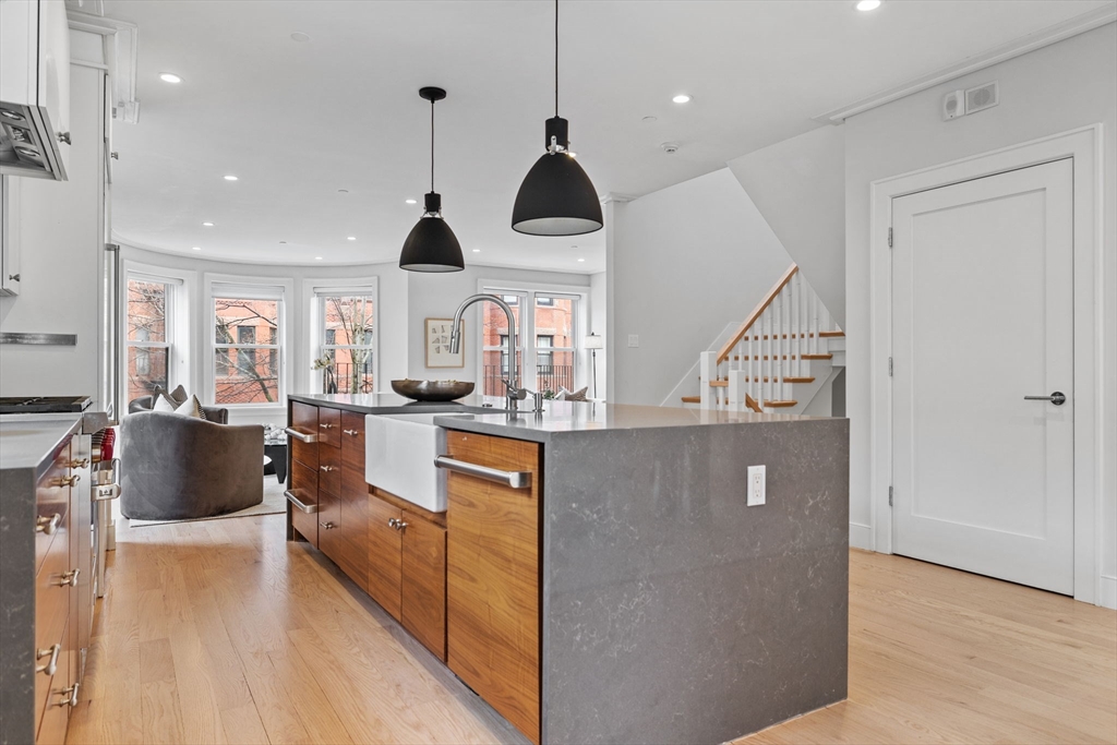 17 Cumberland St # 2