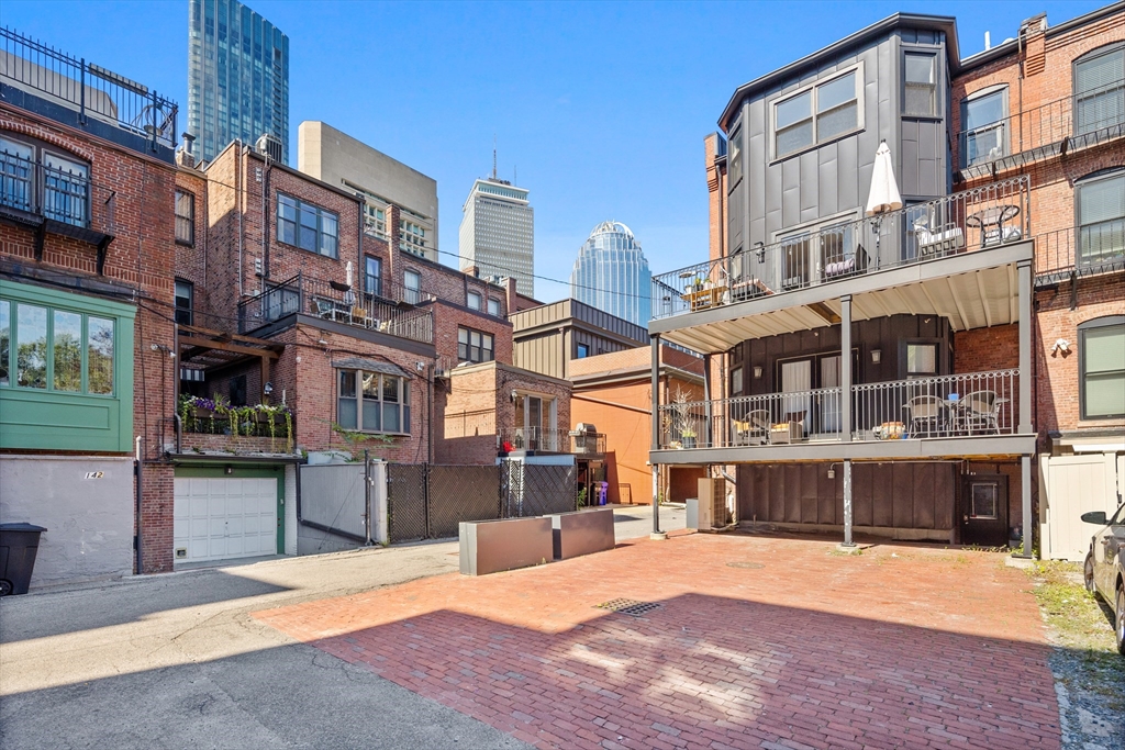 17 Cumberland St # 2