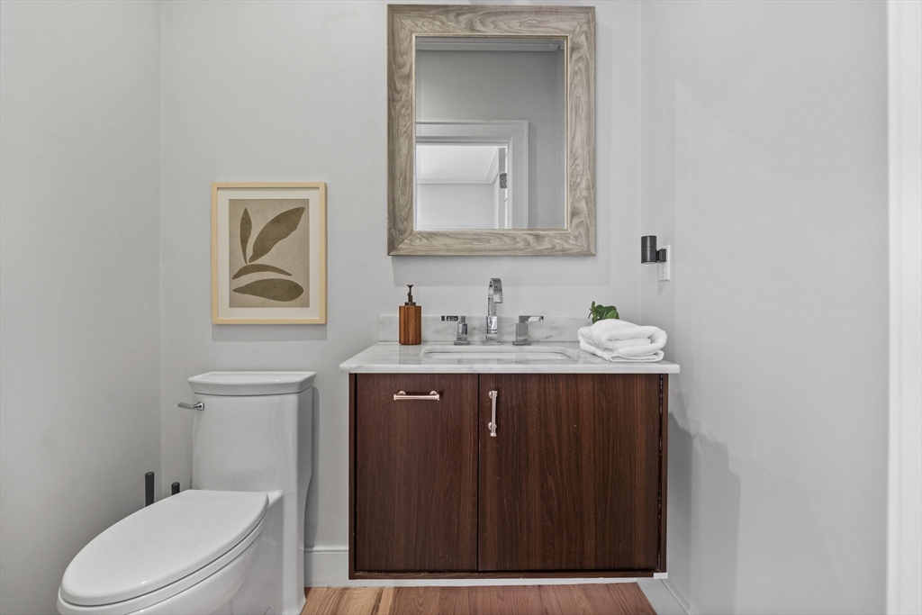 17 Cumberland St # 2