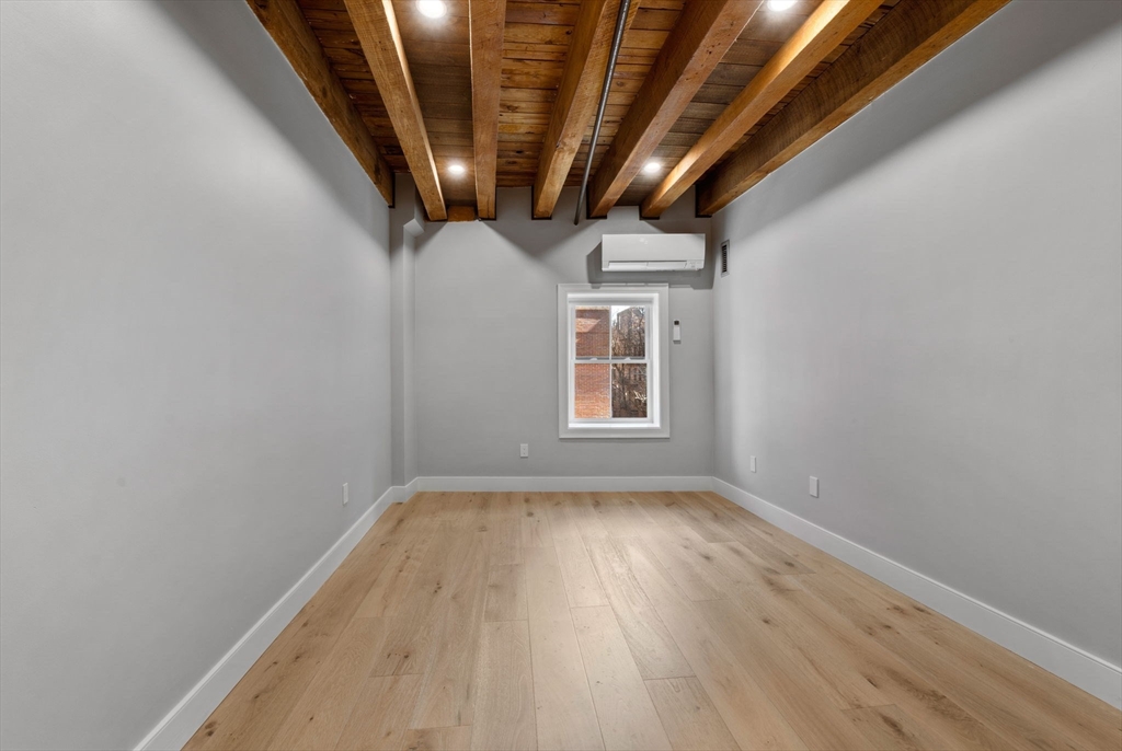99 Fulton St # 4 Unit: 4-4