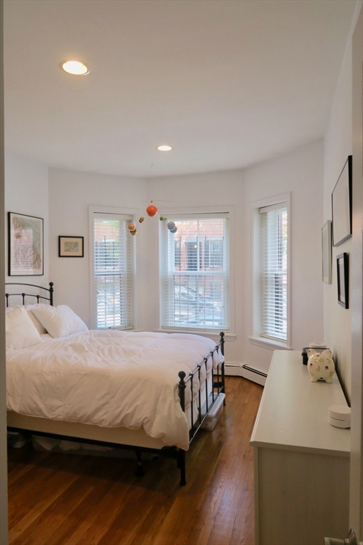 52 Appleton Street # 1
