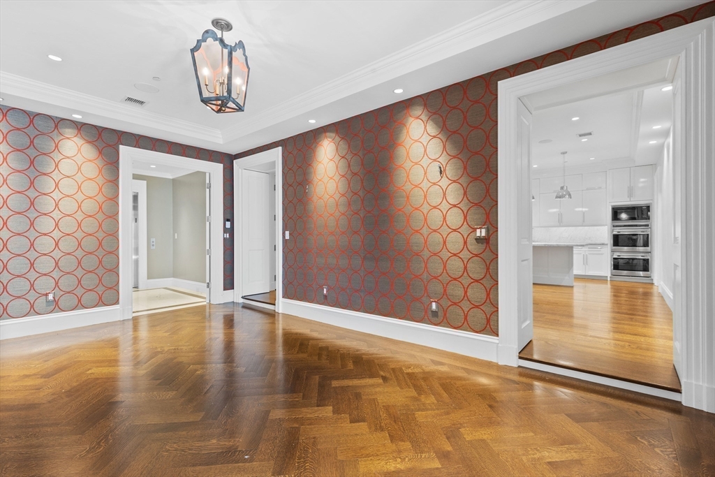 409 Commonwealth Ave