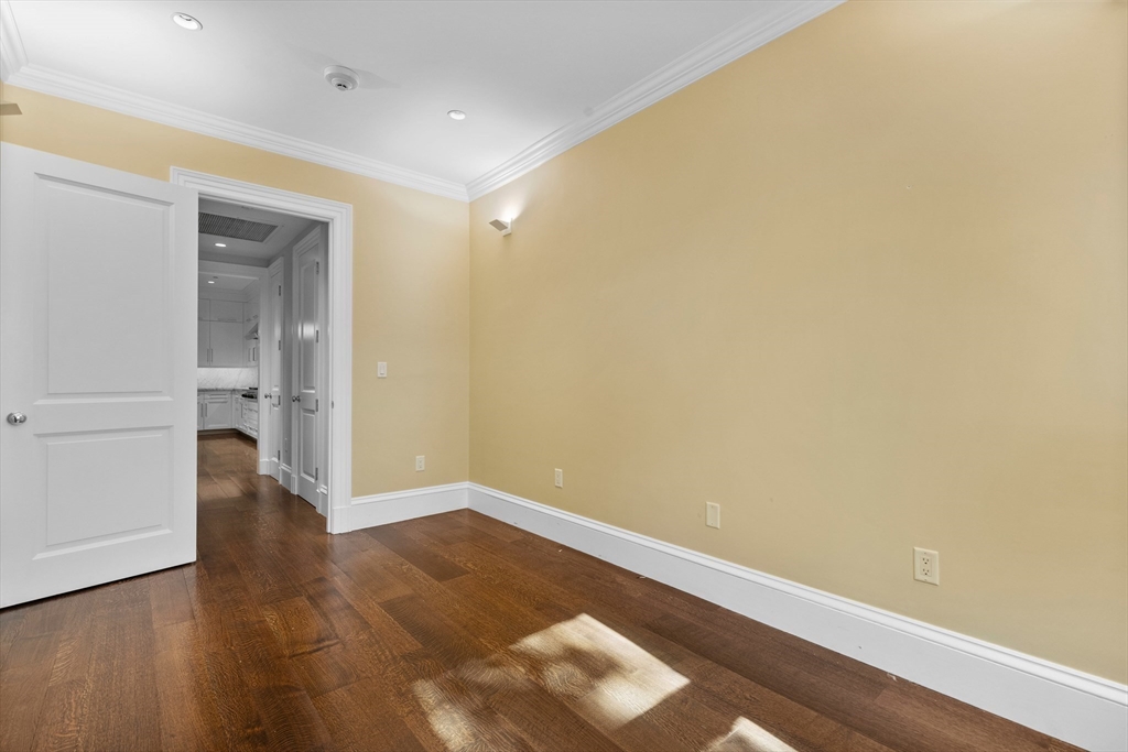 409 Commonwealth Ave