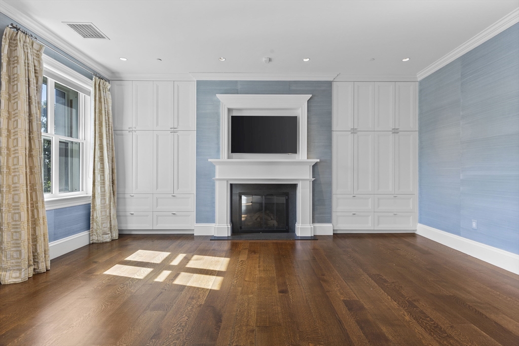 409 Commonwealth Ave