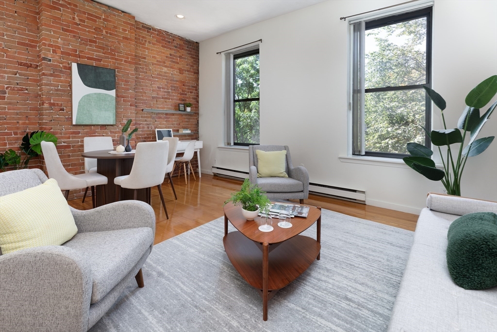 17 Dwight # 3, Boston Unit: 3