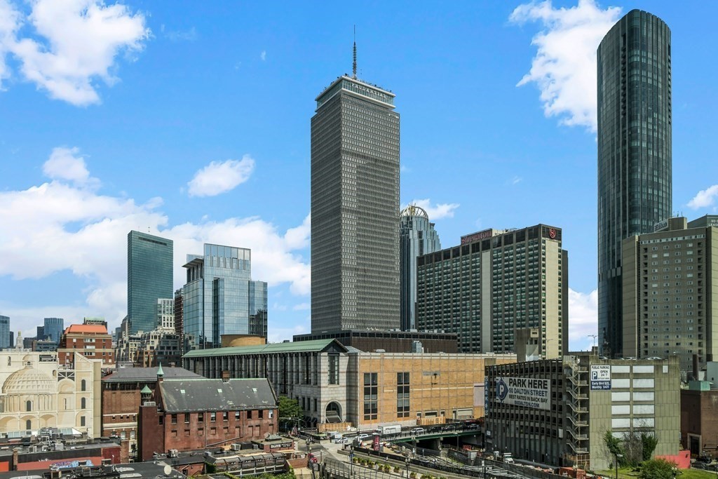 360 Newbury St. # 610