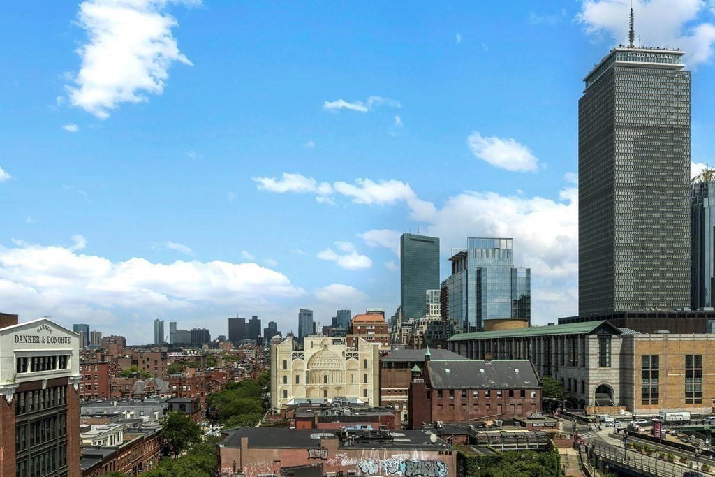 360 Newbury St. # 610