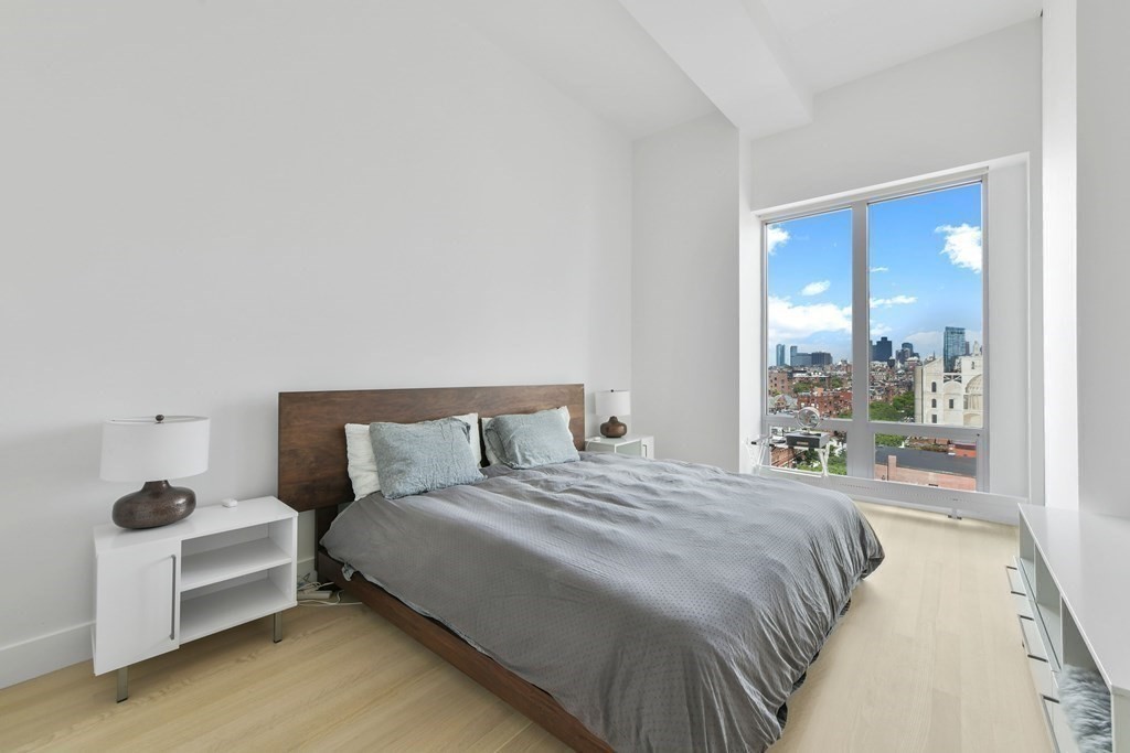 360 Newbury St. # 610