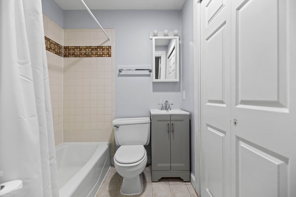 439 Marlborough # 32