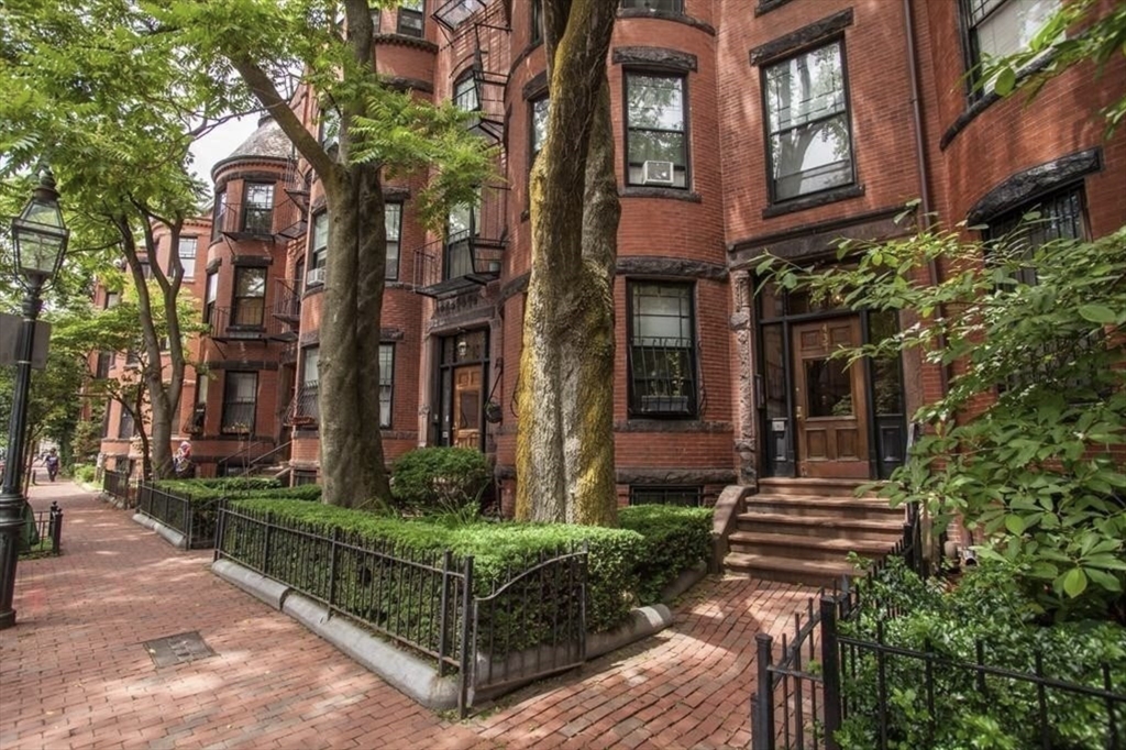 439 Marlborough # 32