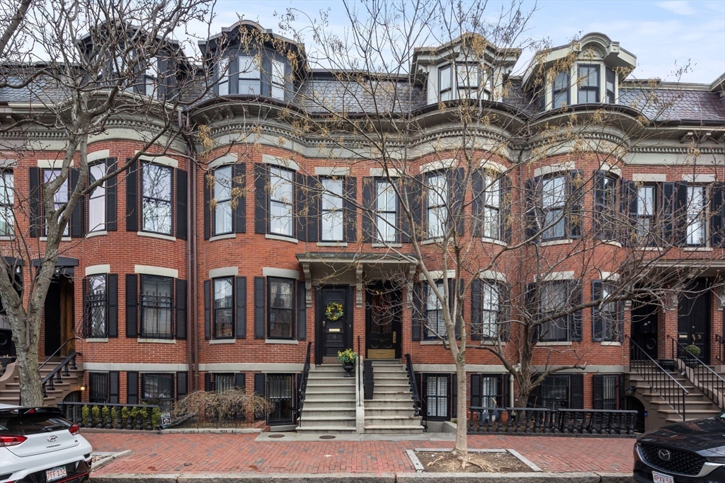 15 Dartmouth Street # A