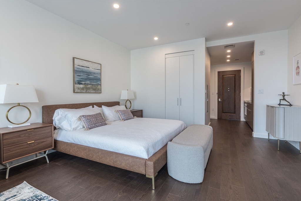 40 Trinity Pl # 1602