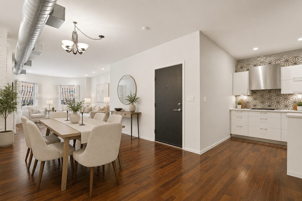 1692 Washington # 2