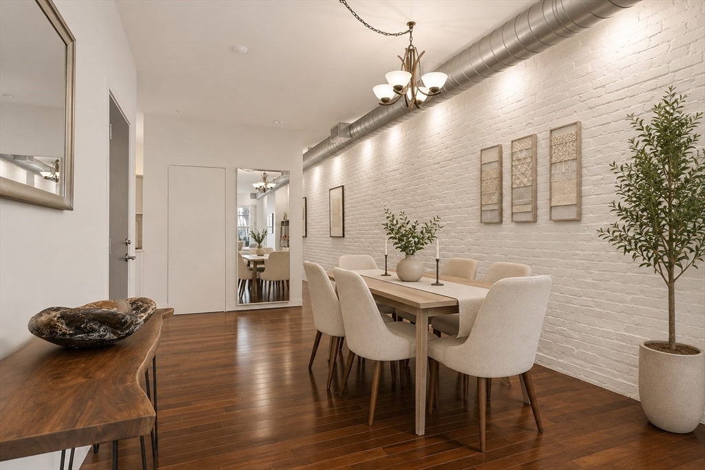 1692 Washington # 2