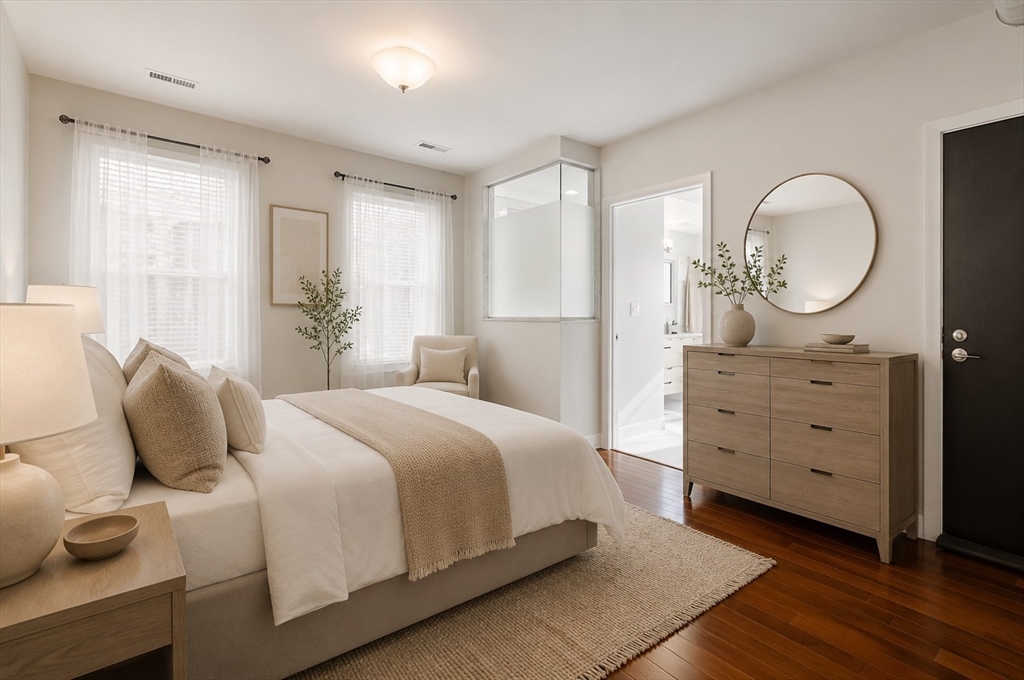 1692 Washington # 2