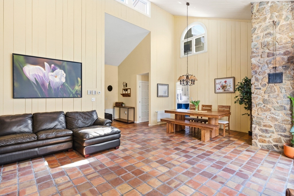 40 Kennel Hill Drive