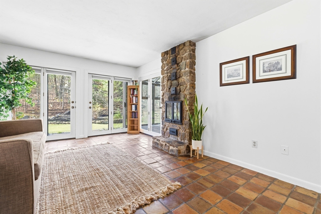 40 Kennel Hill Drive