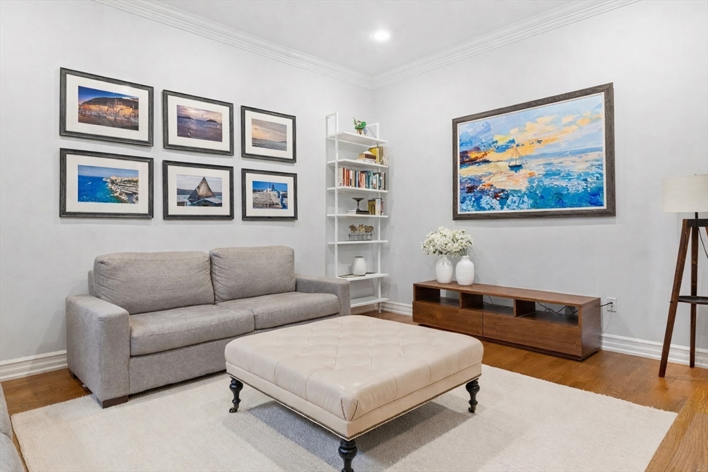 7 Upton St # 1