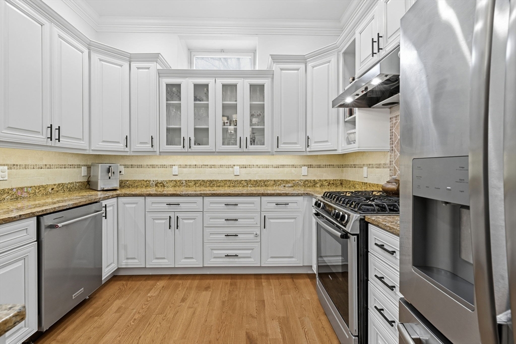 7 Upton St # 1