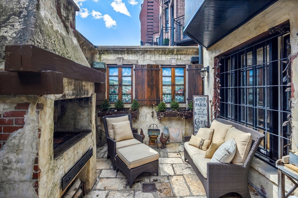 359 Beacon St # 2