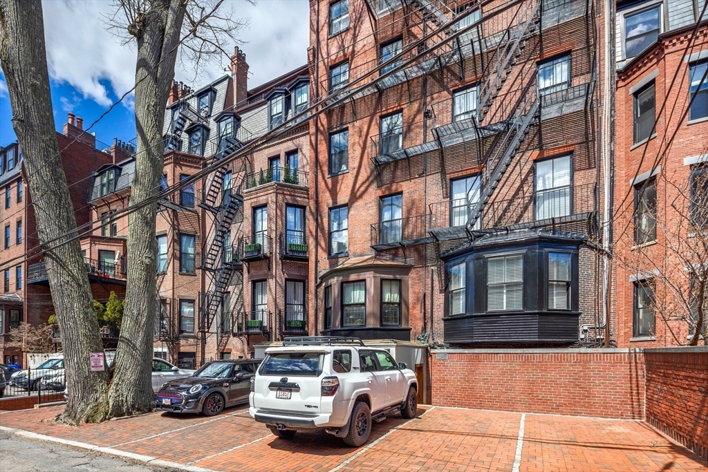 359 Beacon St # 2