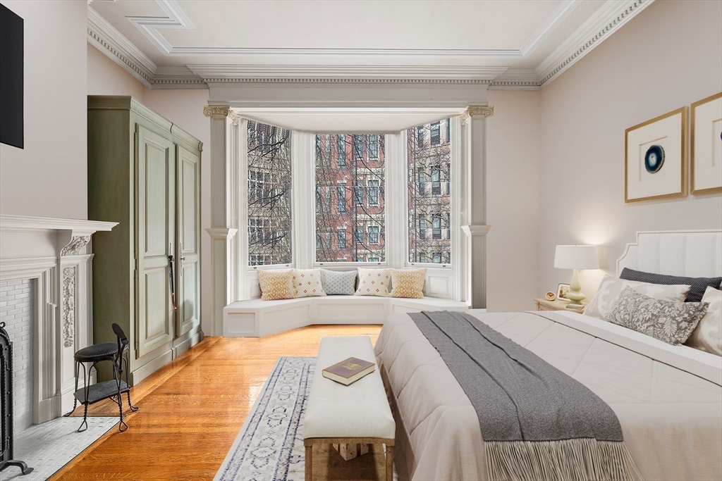 359 Beacon St # 2