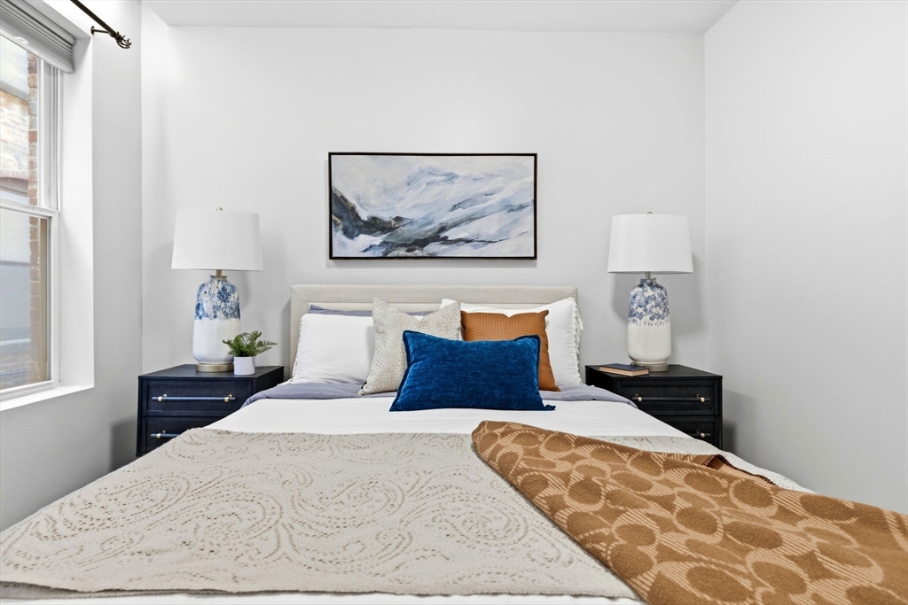 1692 Washington # 2