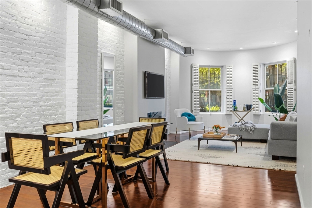 1692 Washington # 2