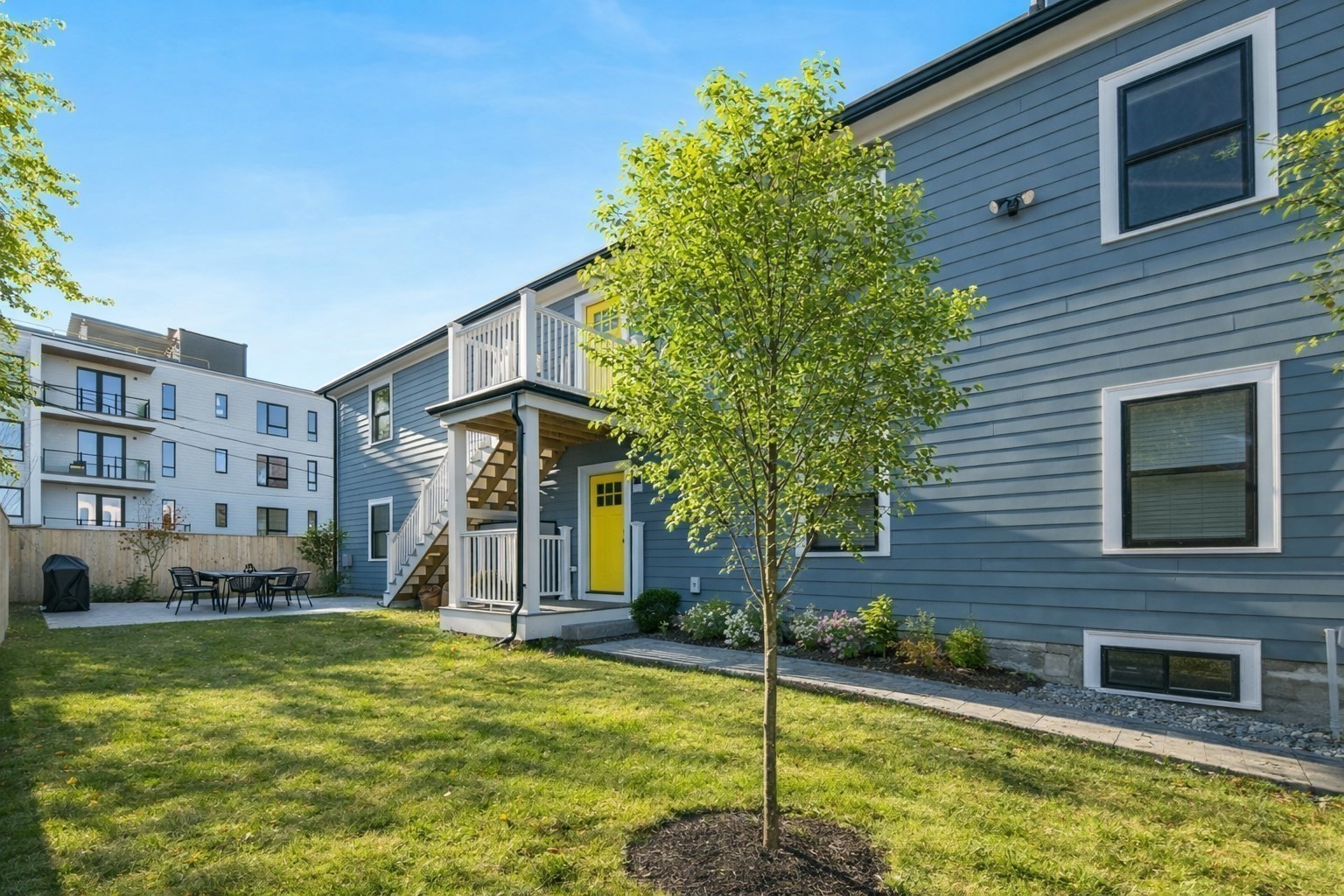 17 Akron St # 2