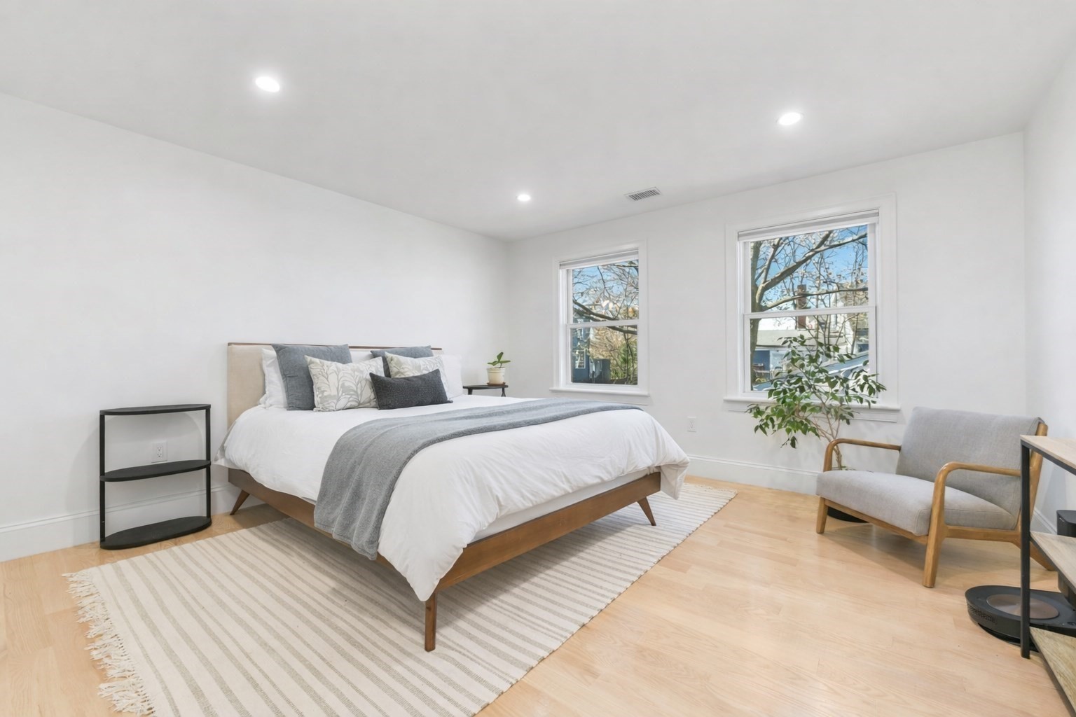 17 Akron St # 2