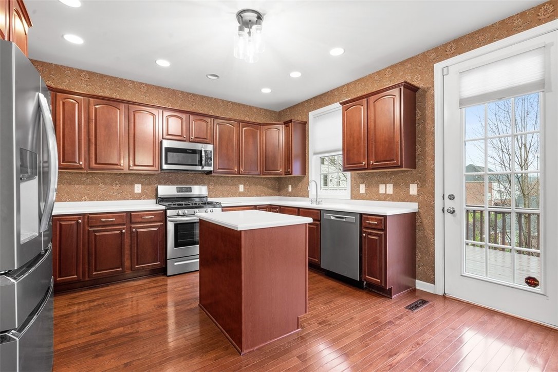 809 Strasburg Drive