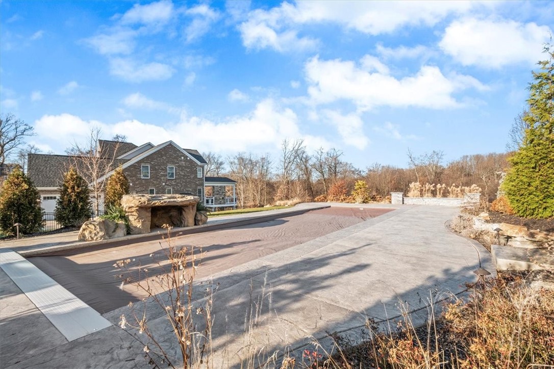200 Durrow Court