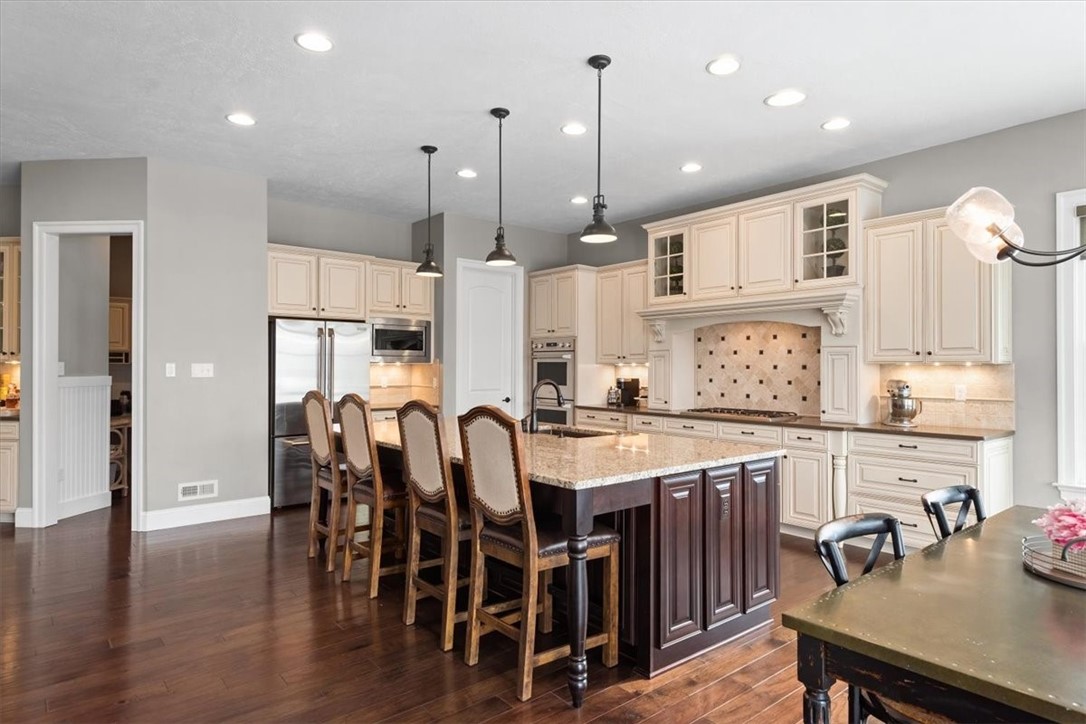 200 Durrow Court