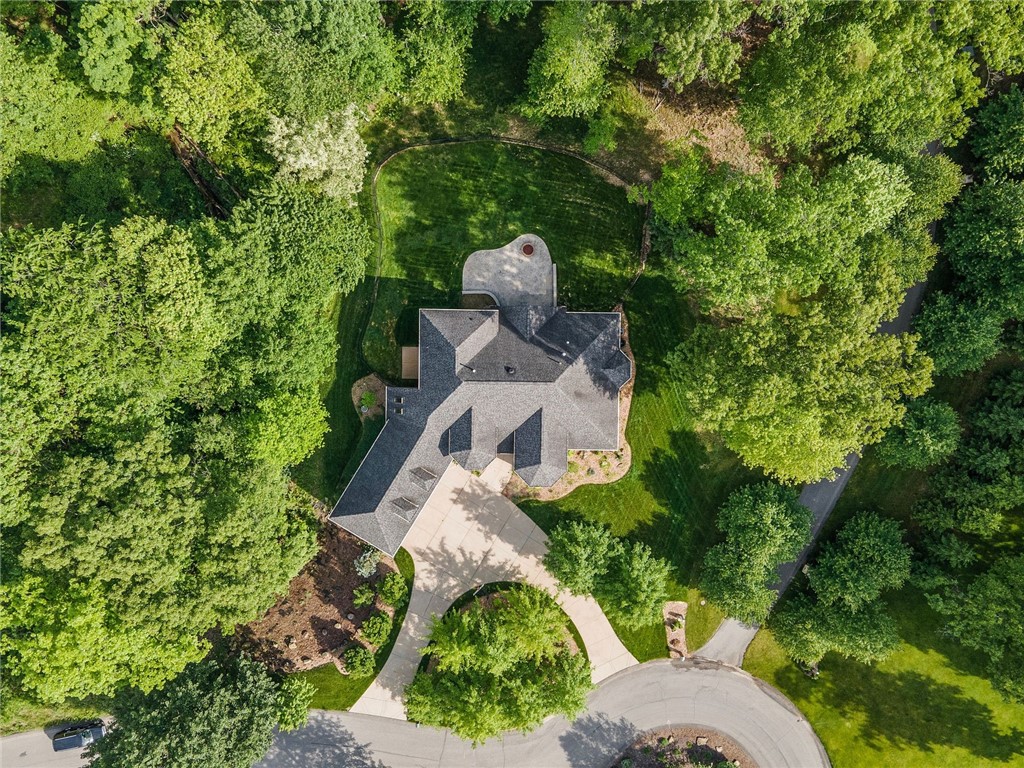 572 Macleod Drive