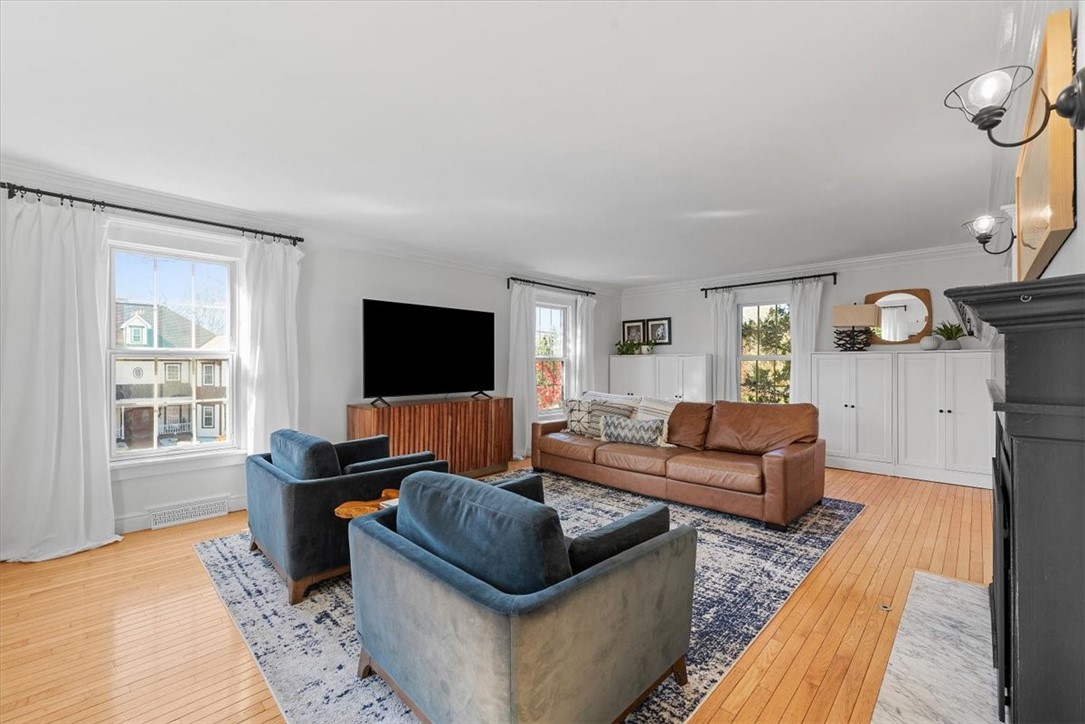 1811 S Villa Drive
