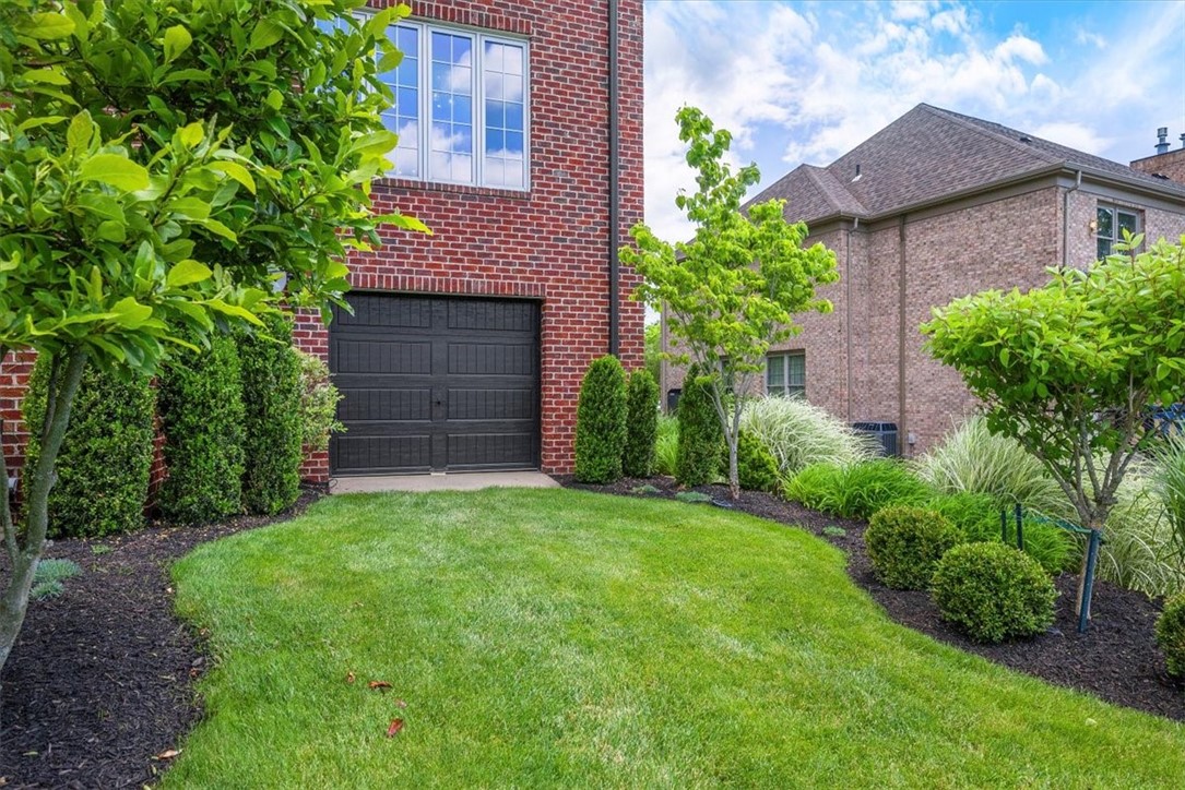 210 Chesapeake Dr