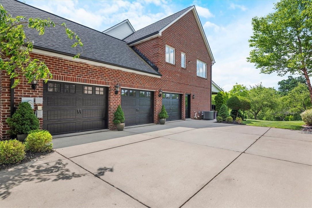 210 Chesapeake Dr