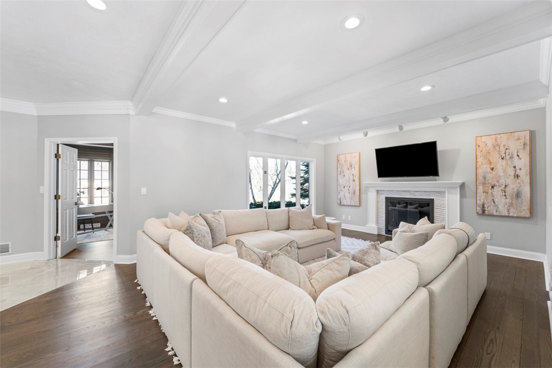 10495 Olde Villa Drive