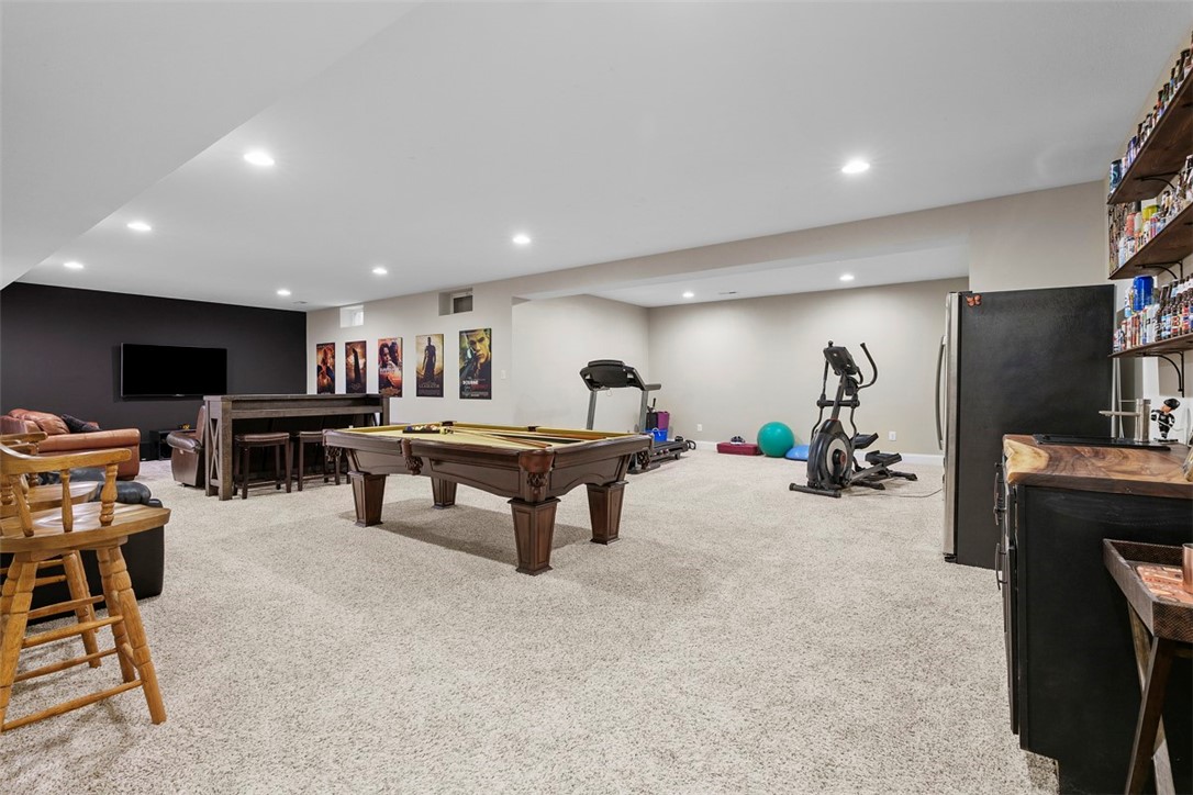 2790 Blackstone Dr