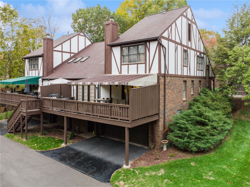 601 Timber Ln