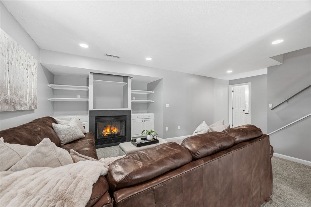 1039 South Lake Drive