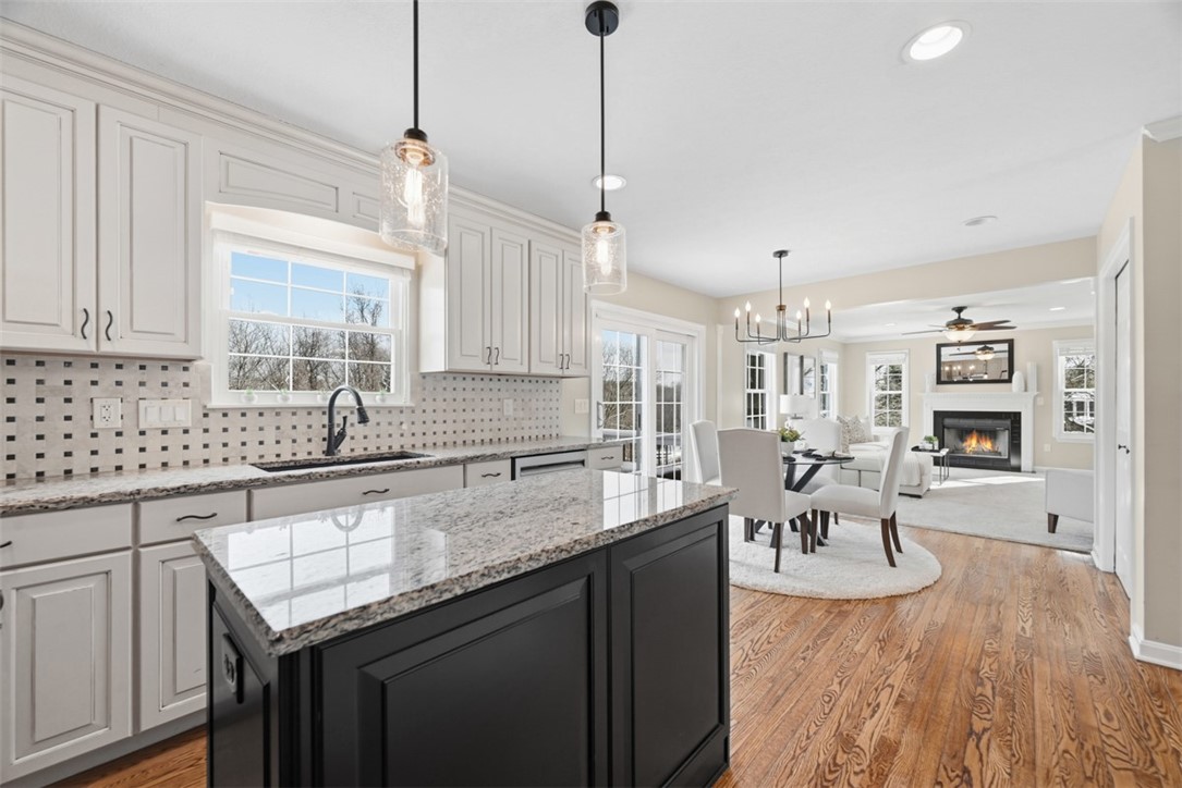 1039 South Lake Drive