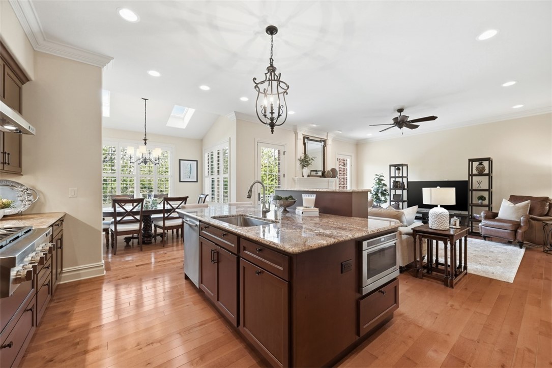 105 Georgetowne Court