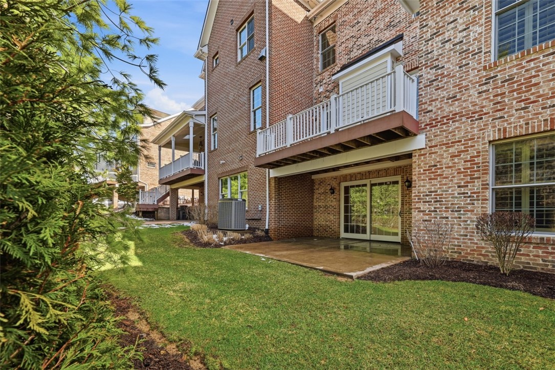 105 Georgetowne Court