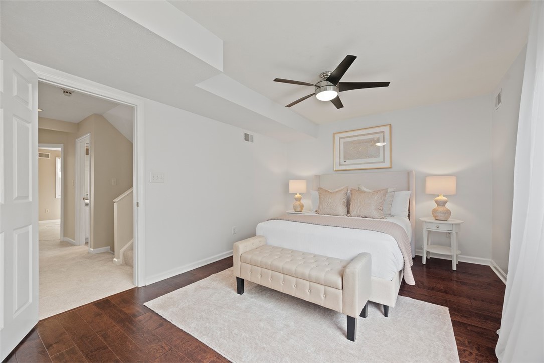 7 Waterside Place