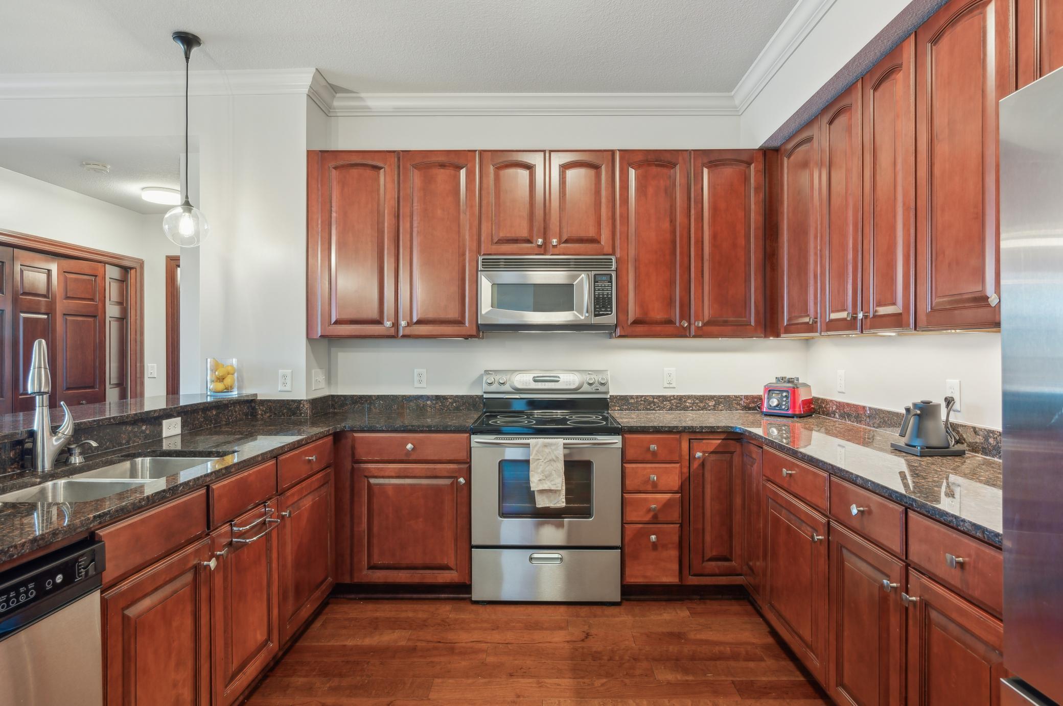 3110 N Chestnut Street Unit: 214