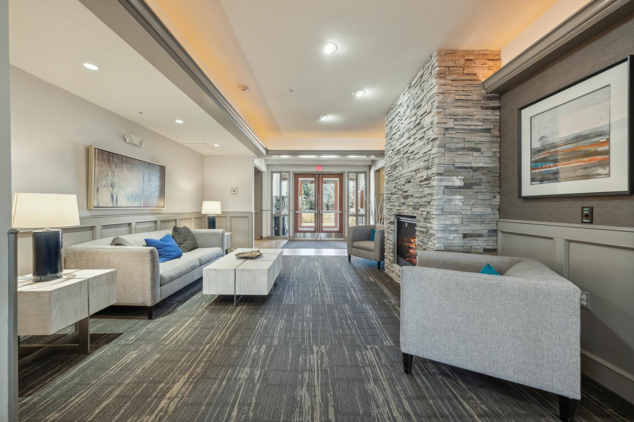 3110 N Chestnut Street Unit: 214